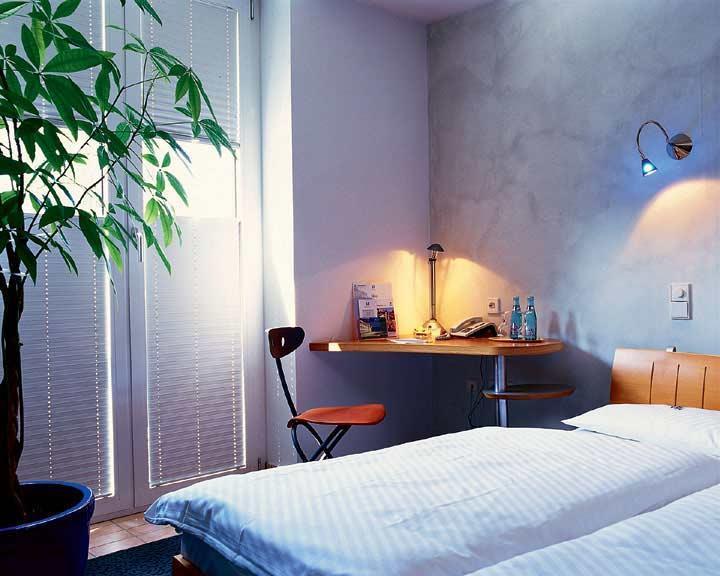 Hotel Watthalden Ettlingen Szoba fotó