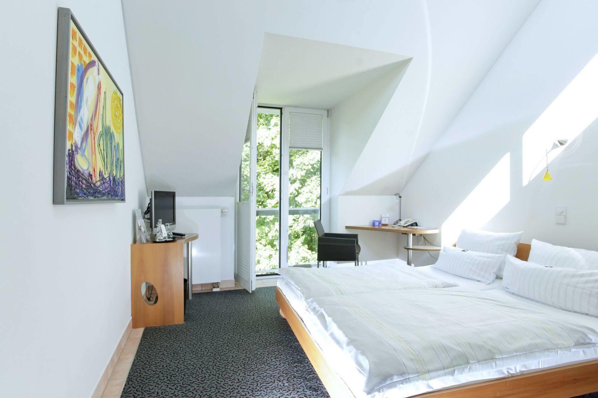 Hotel Watthalden Ettlingen Szoba fotó